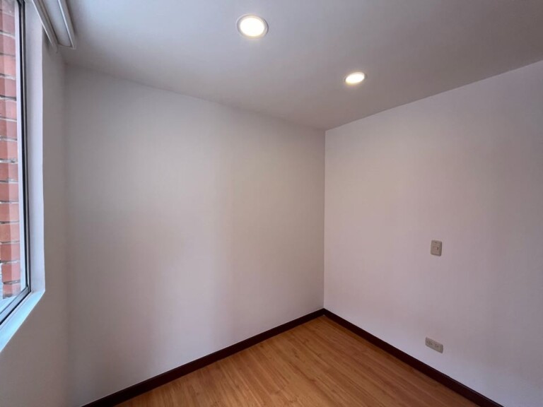 Venta hermosa casa en almirante Colon